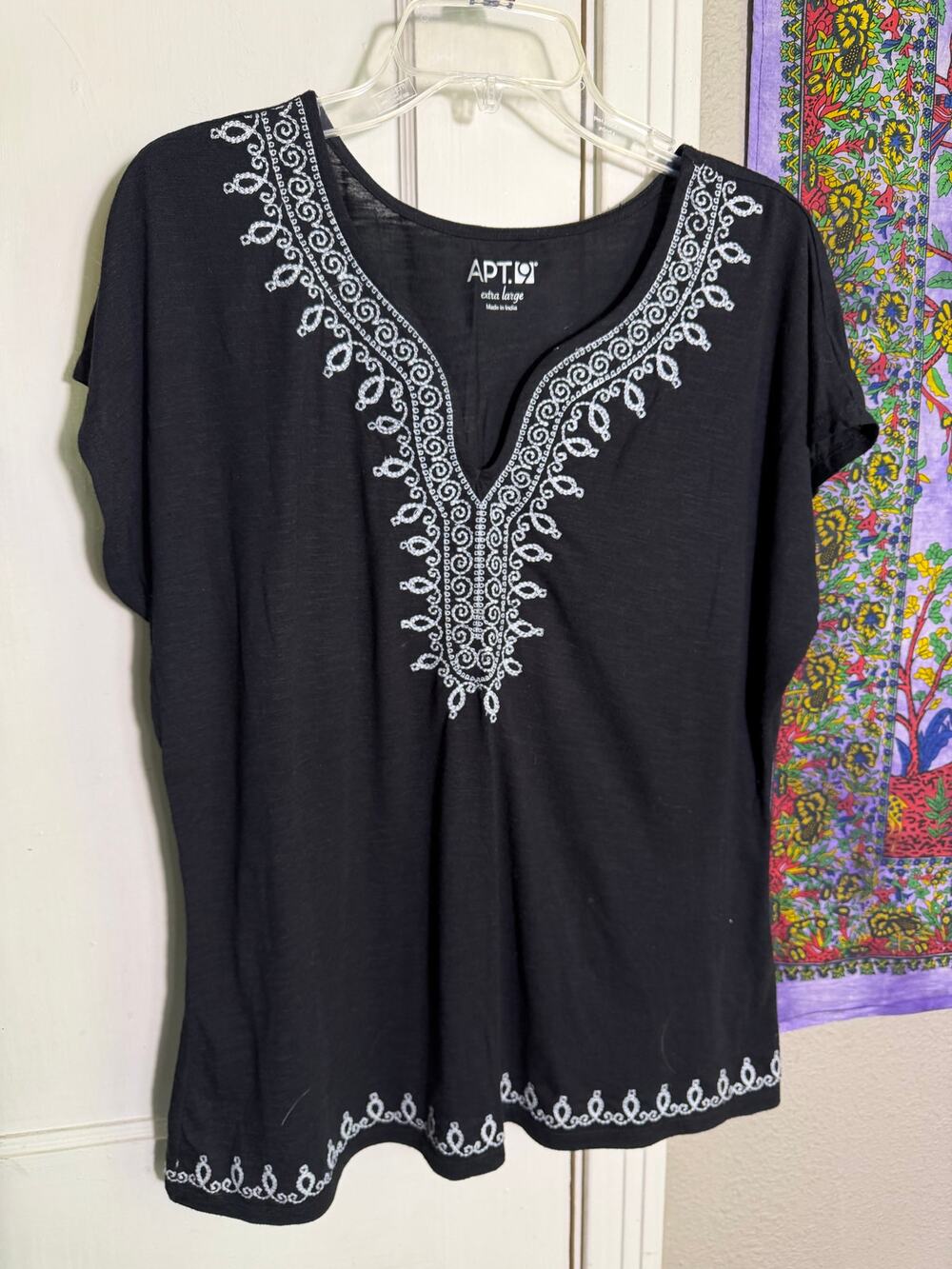 Apt 9 Womens XL Black Embroidered Tunic Top Boho V Neck Short Sleeve
